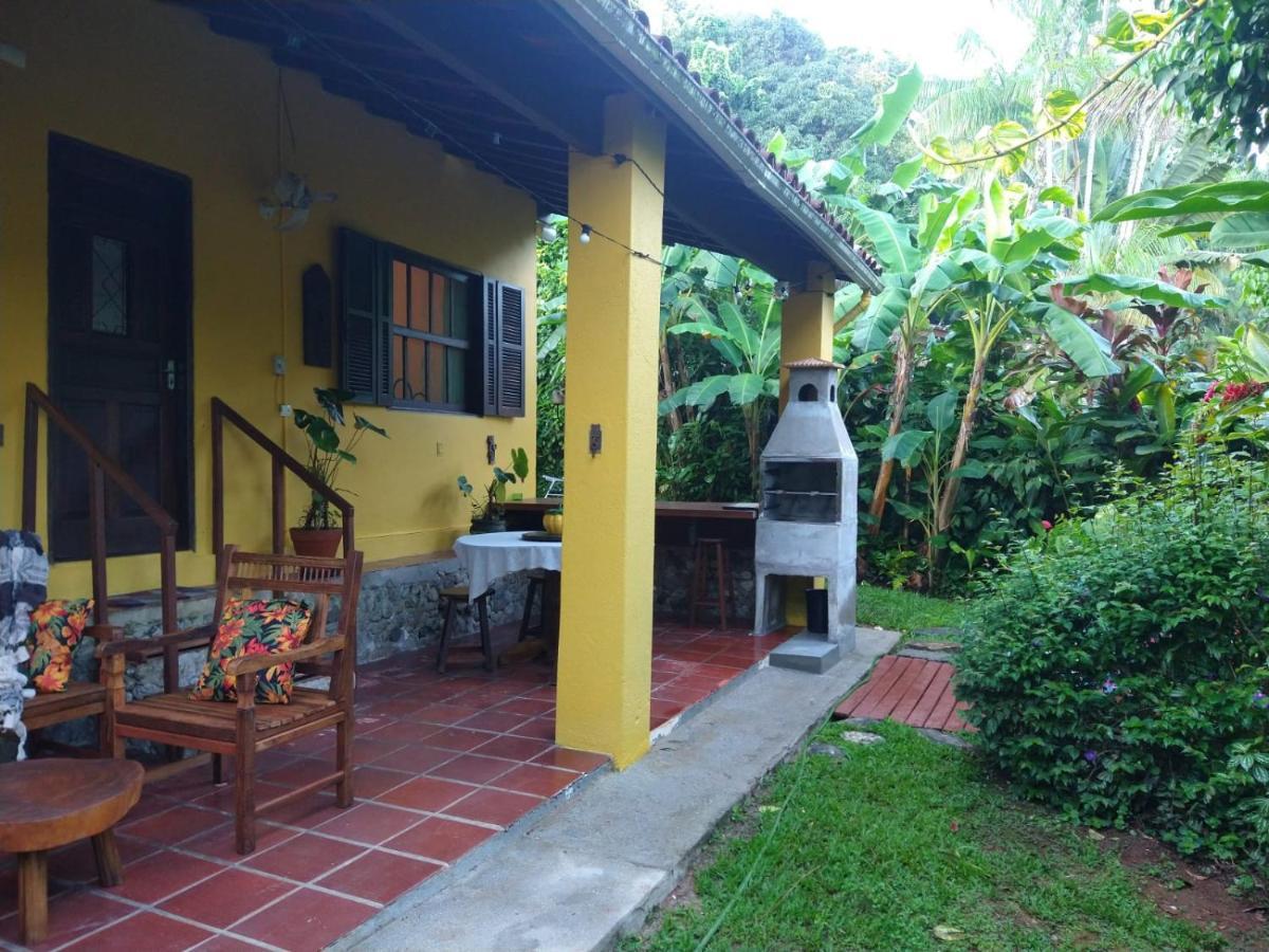 Casa No Morro - Charme Em Meio A Natureza Pertinho Da Praia 3 Dormitorios Сао Себастиао Екстериор снимка